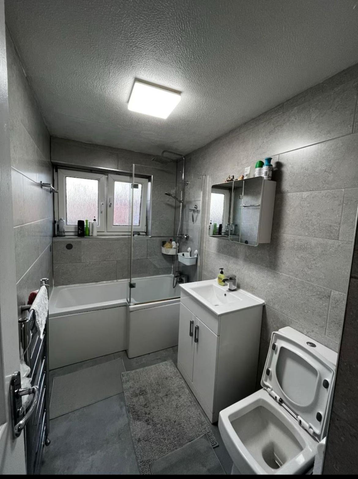 Plaistow Comfort Stay London Exterior foto